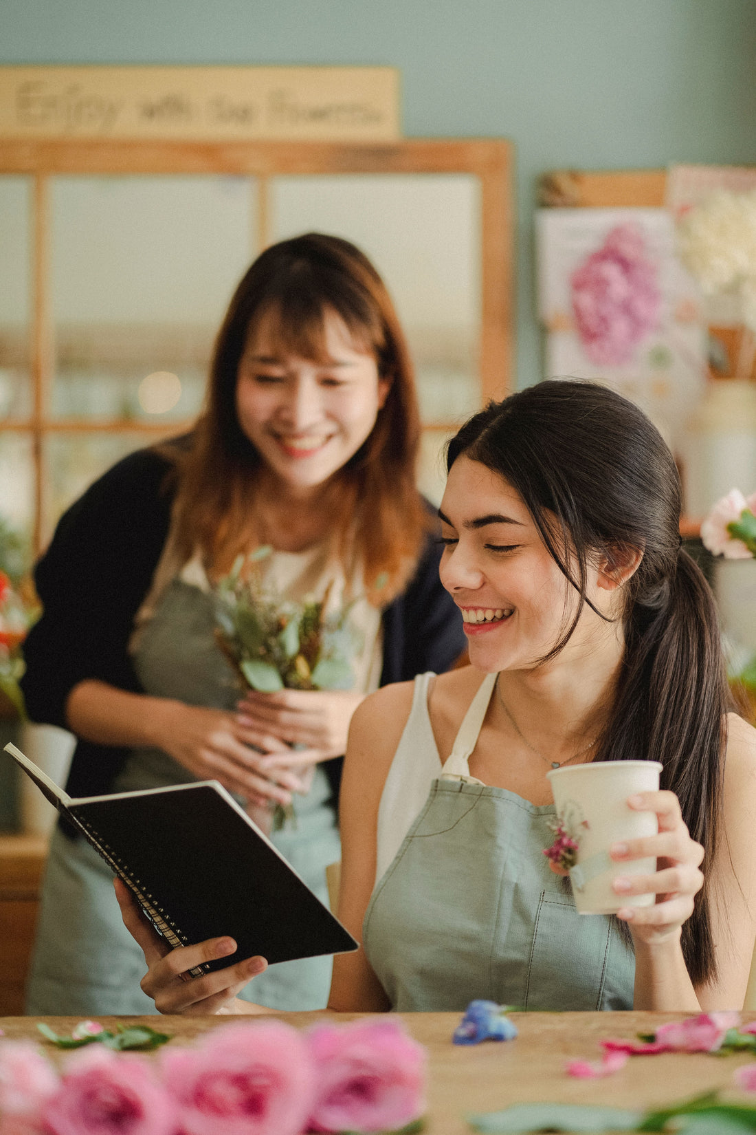 How to Order Flowers: What to Tell Your Florist